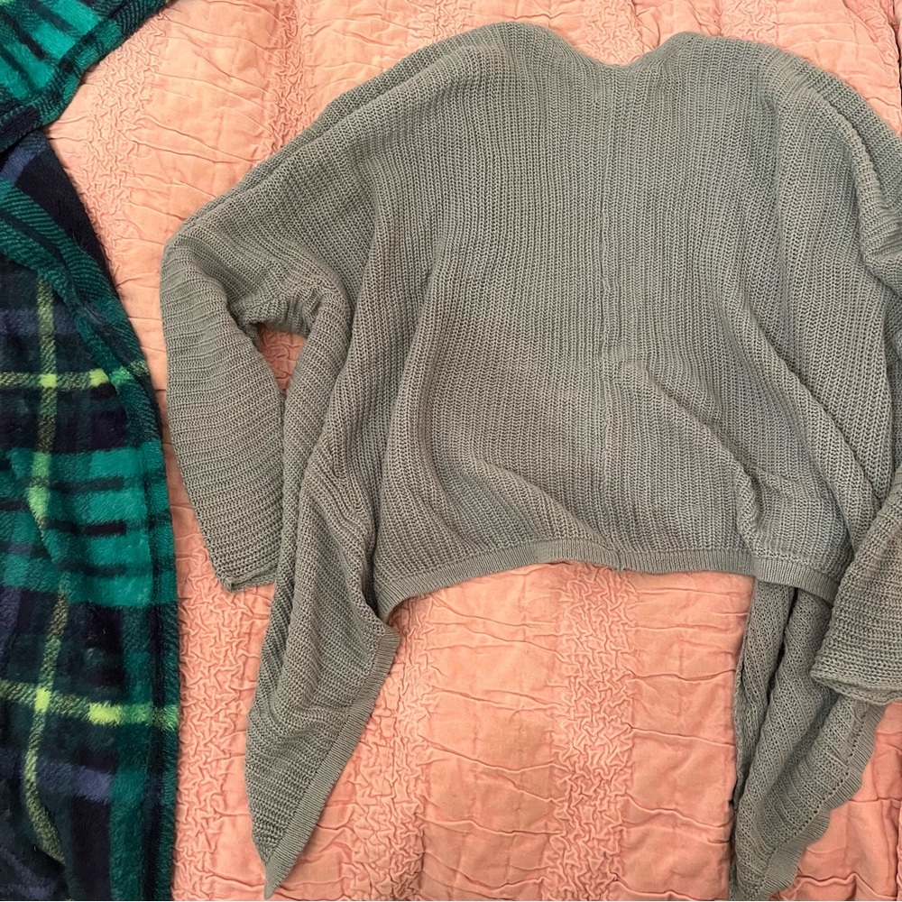 La Hearts Blue Gray Women's Cardigan - Picture 8 of 8